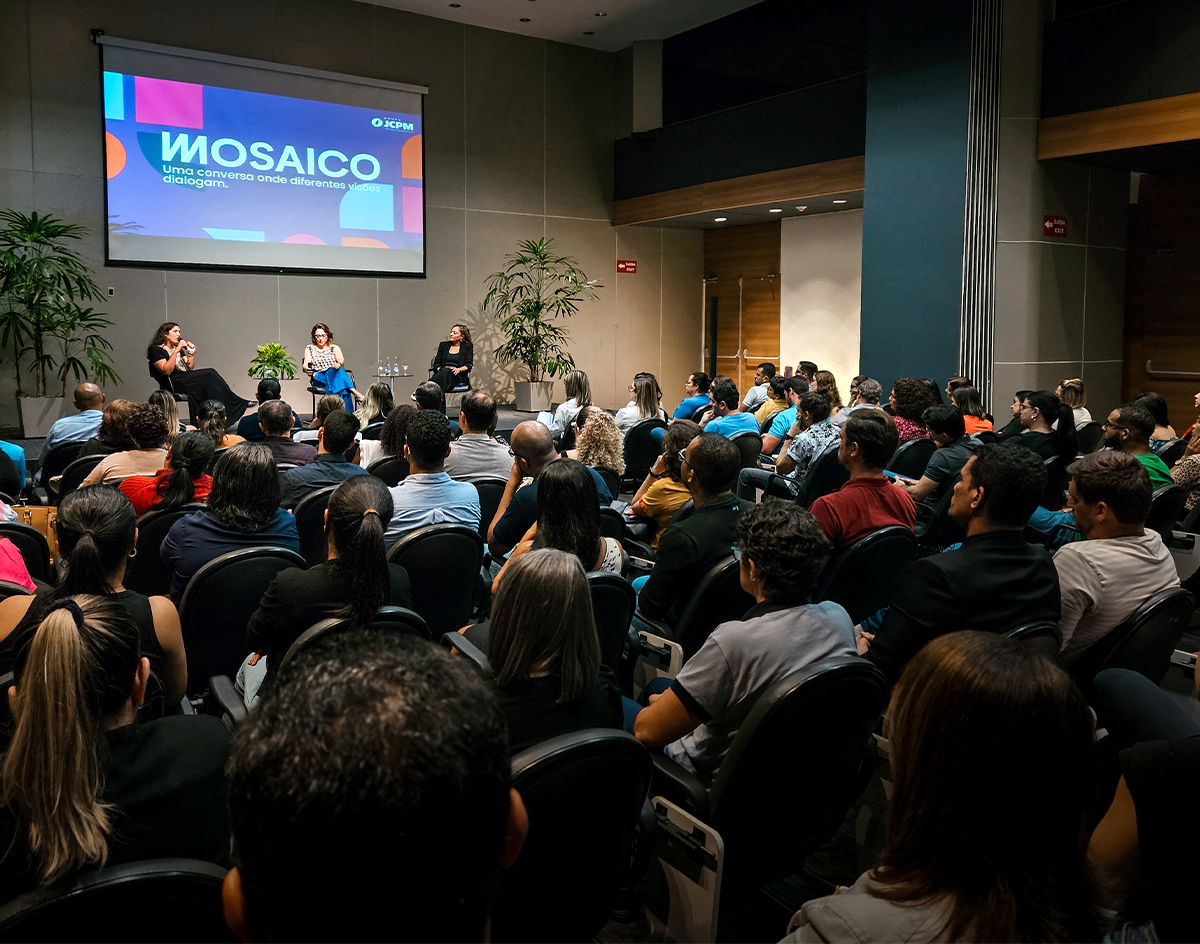Pessoas colaboradoras em evento Mosaico. Foto: Adois Comunicação.