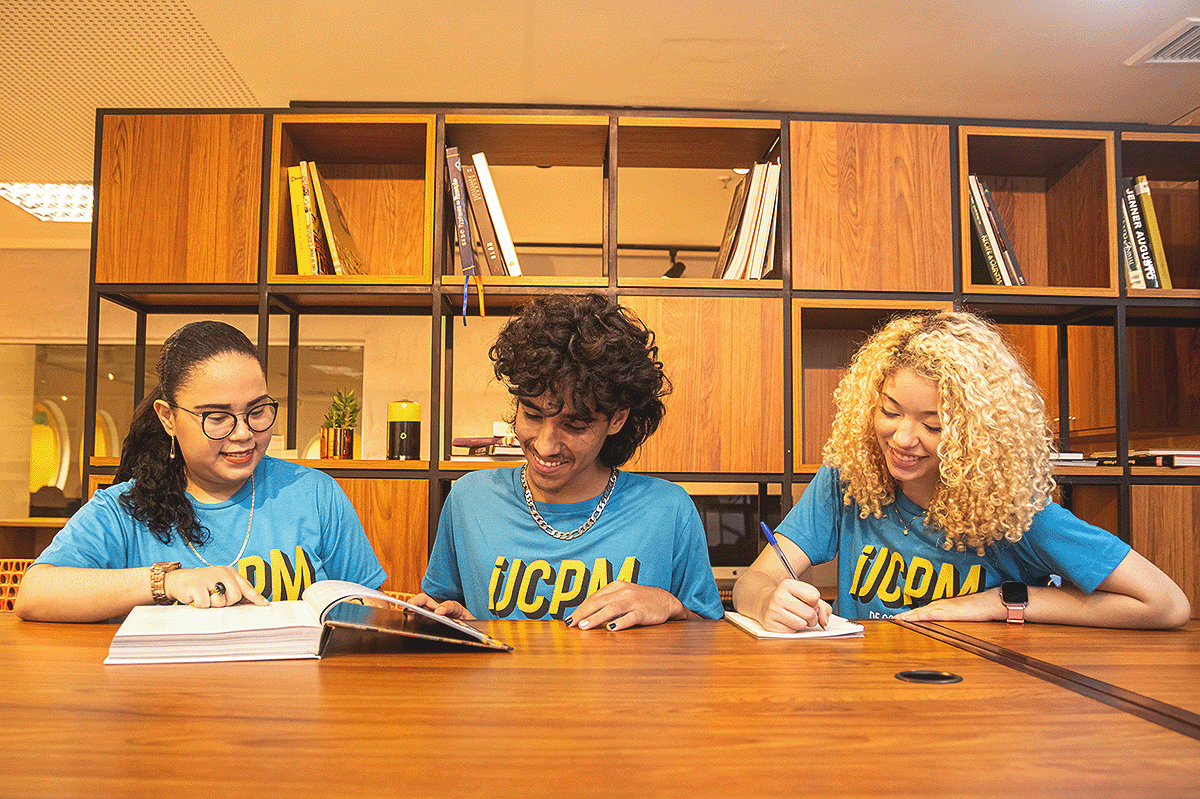 Jovens estudantes do Instituto JCPM de Compromisso Social.